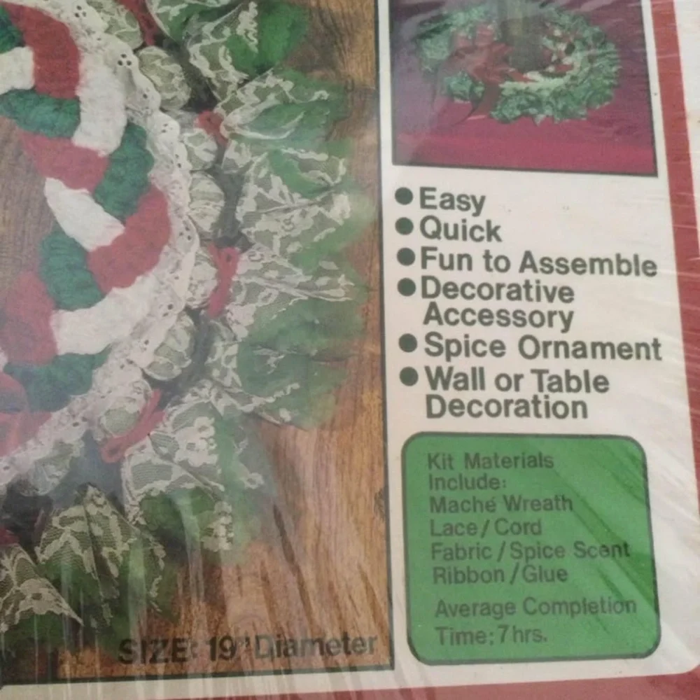 Vintage Christmas Victorian Spice Wreath Craft Kit NEW 19” Diameter